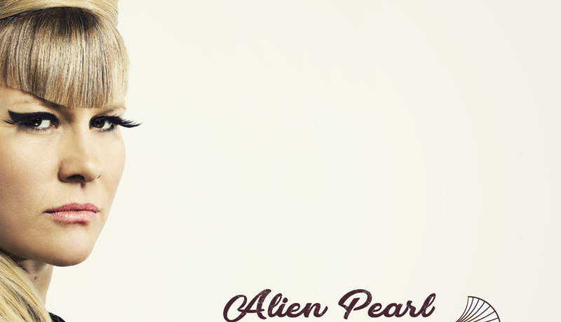 NB Alien Pearl Cover Album181019
